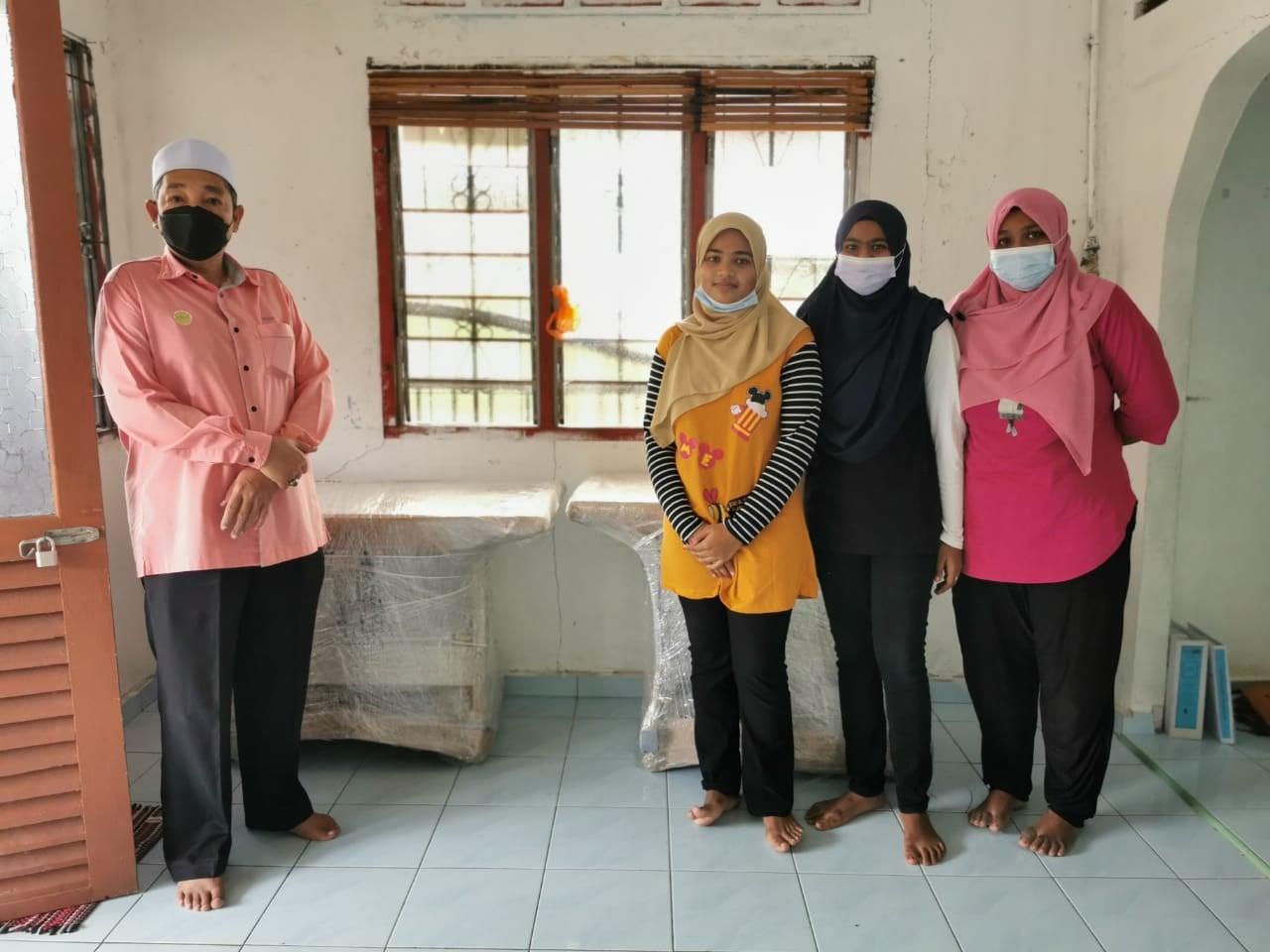 sumbangan mesin jahit